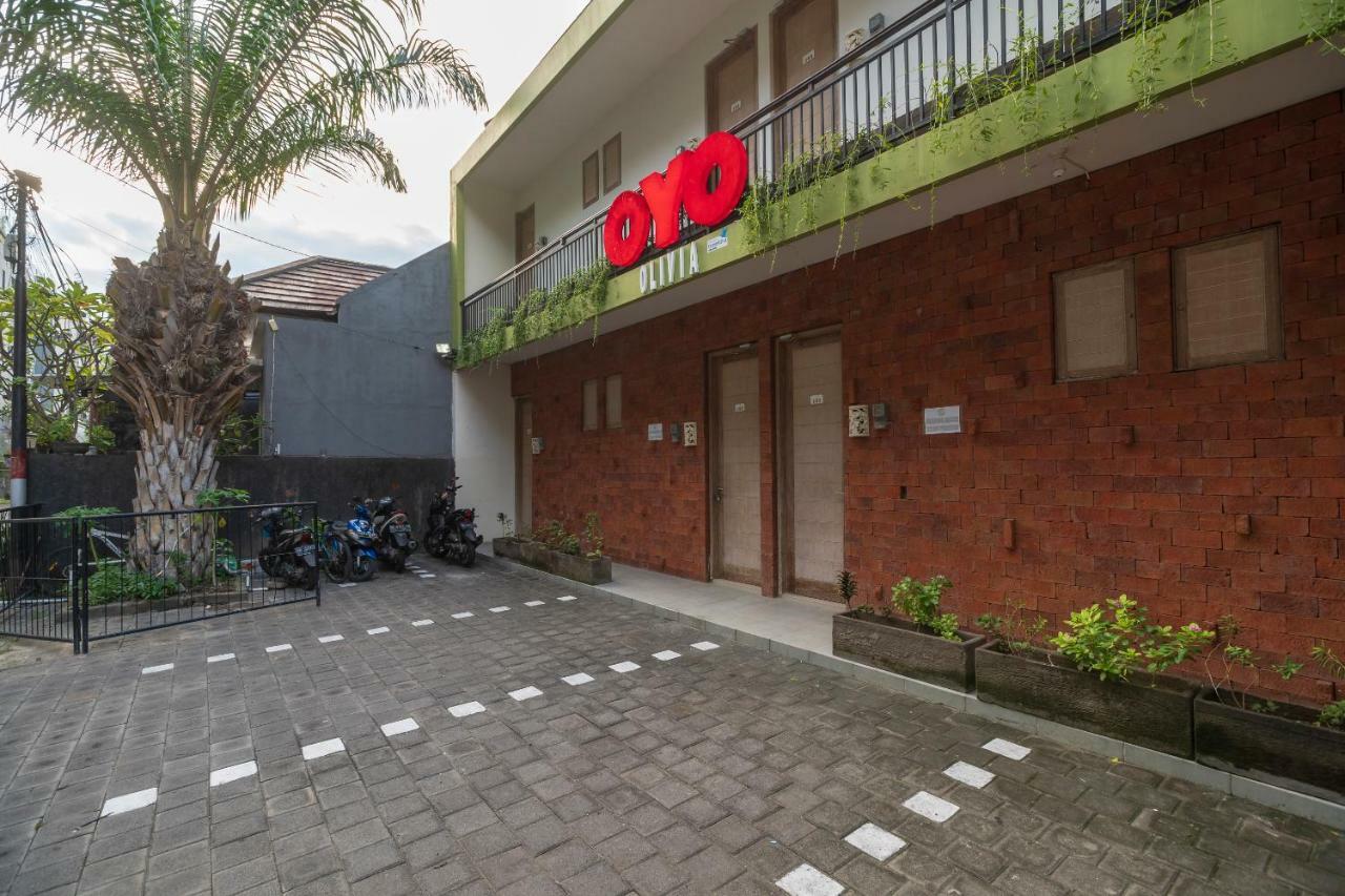 Oyo 697 Olivia Inn Denpasar Legian  Ngoại thất bức ảnh