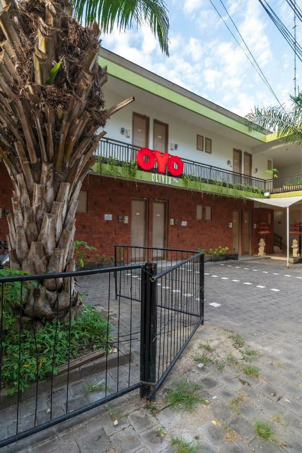 Oyo 697 Olivia Inn Denpasar Legian  Ngoại thất bức ảnh