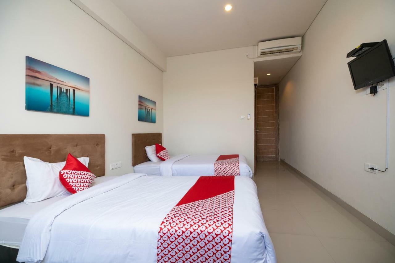 Oyo 697 Olivia Inn Denpasar Legian  Ngoại thất bức ảnh