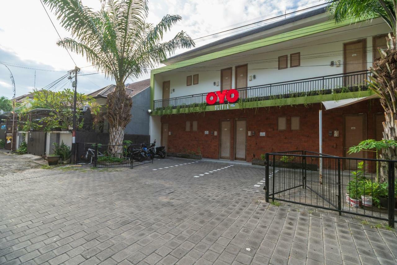 Oyo 697 Olivia Inn Denpasar Legian  Ngoại thất bức ảnh