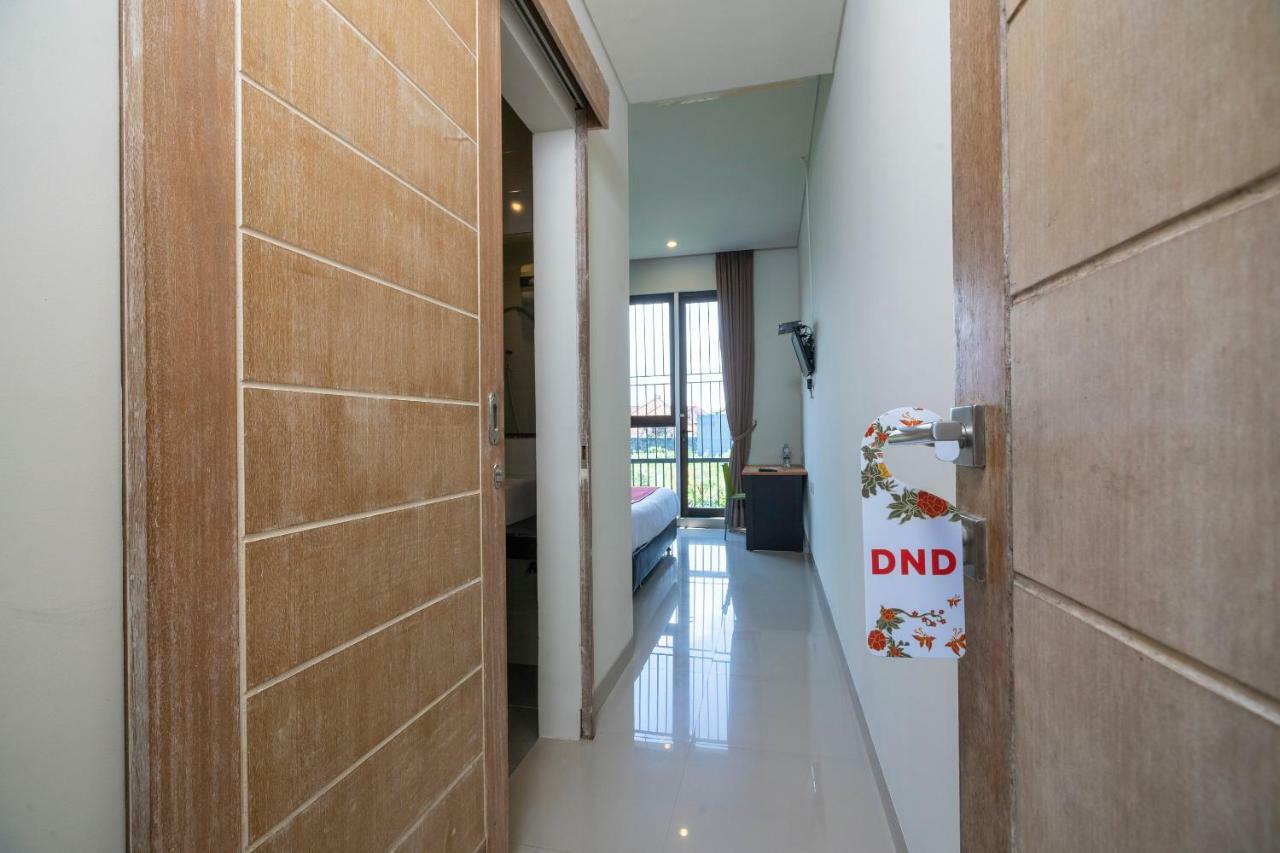 Oyo 697 Olivia Inn Denpasar Legian  Ngoại thất bức ảnh