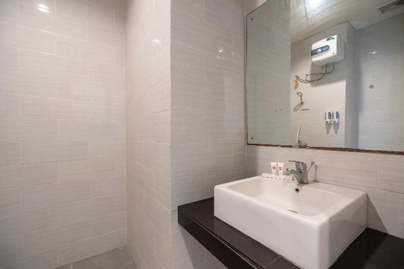 Oyo 697 Olivia Inn Denpasar Legian  Ngoại thất bức ảnh